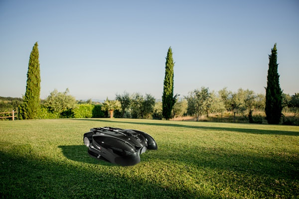 ROBOT AMBROGIO L400i DELUXE do 20 000 m2